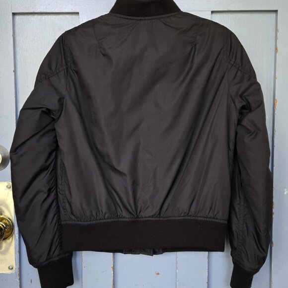 Uniqlo Women's Insulated Bomber Jacket - Picture 3 of 3